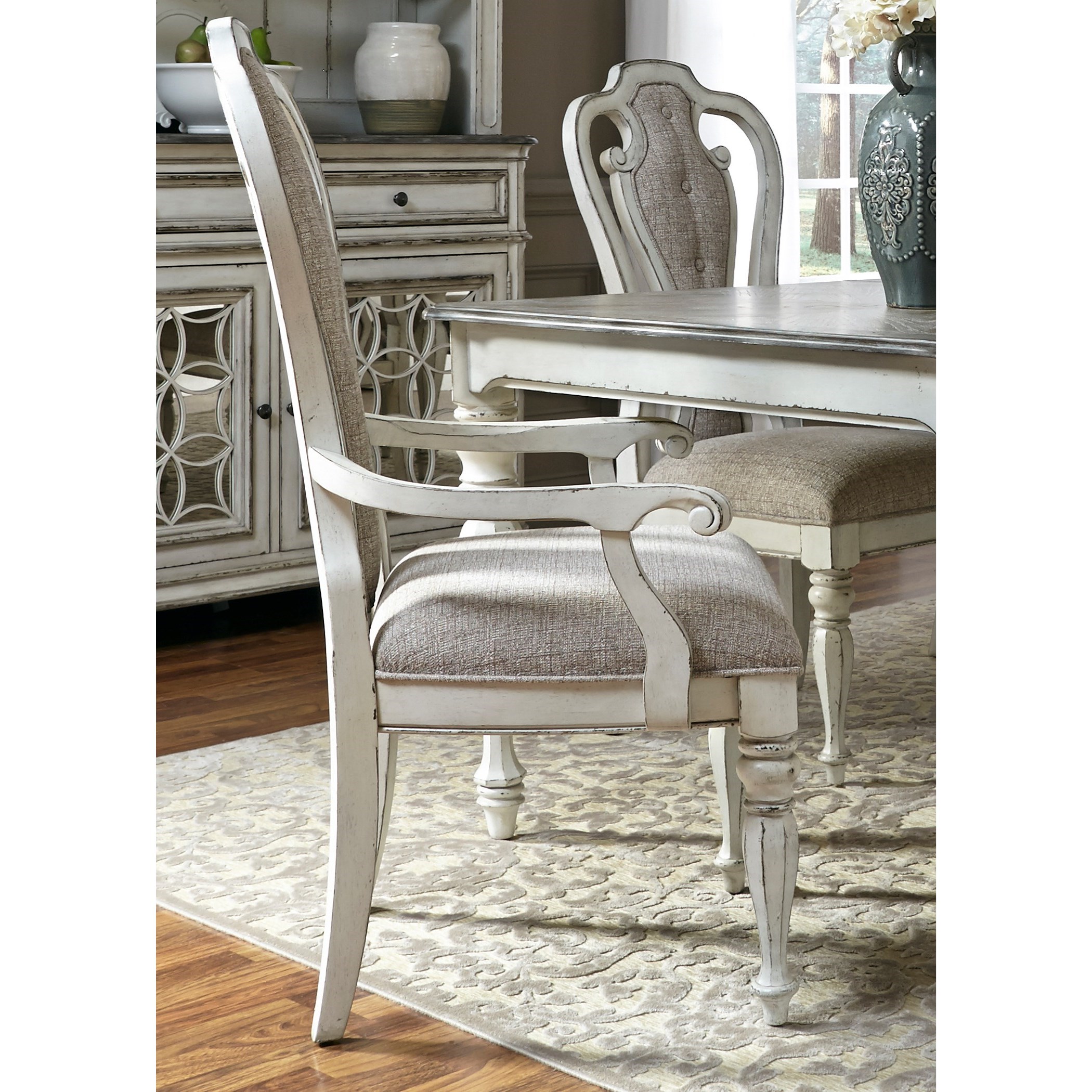Liberty Furniture Magnolia Manor Dining Splat Back Arm Chair with